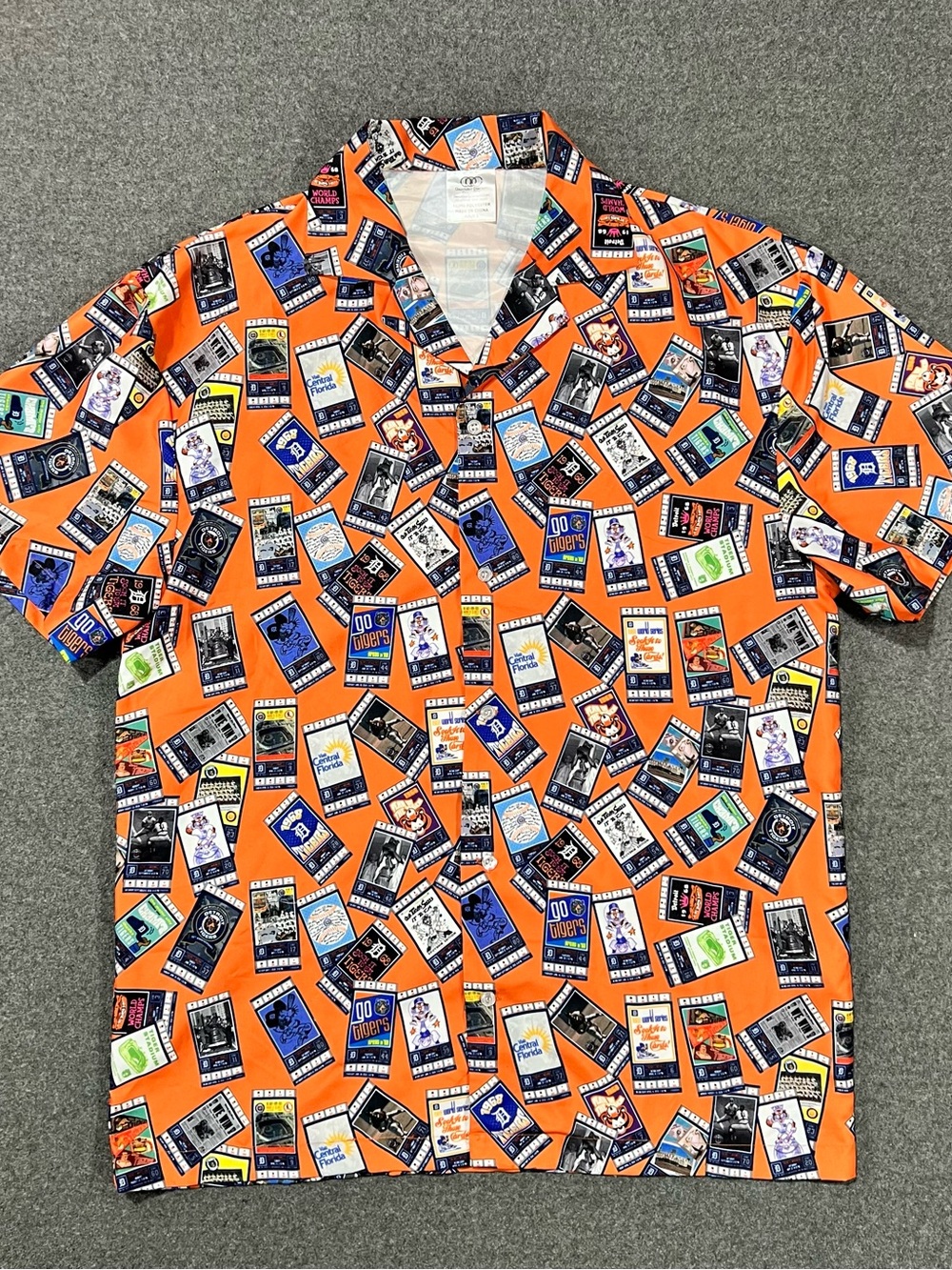 Detroit Tigers SGA Hawaiian Camp Shirt AOP 1968 World Champs Tickets Size Large